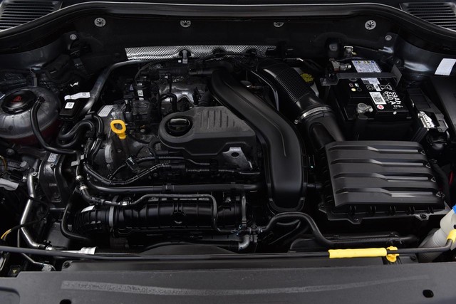 Volkswagen Taos Vehicle Image 27