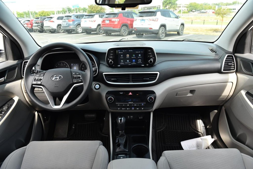 Hyundai Tucson Vehicle Full-screen Gallery Image 07
