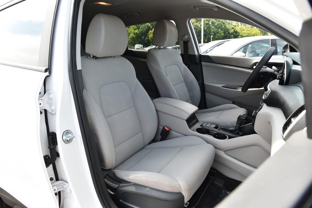 Hyundai Tucson Vehicle Full-screen Gallery Image 20