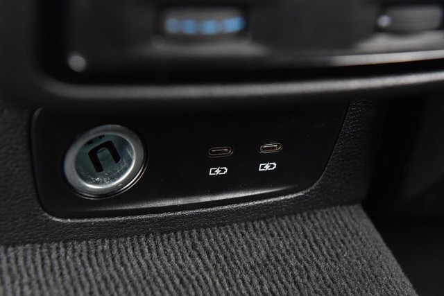 Audi Q3 Vehicle Image 23