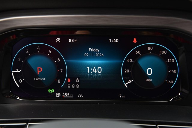 Volkswagen Atlas Cross Sport Vehicle Image 12