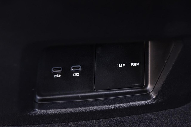 Volkswagen Atlas Cross Sport Vehicle Image 22