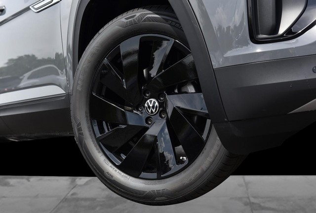 Volkswagen Atlas Cross Sport Vehicle Image 03