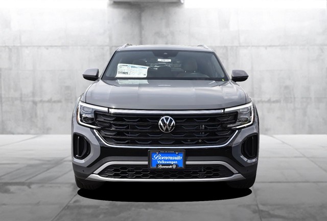 Volkswagen Atlas Cross Sport Vehicle Image 04
