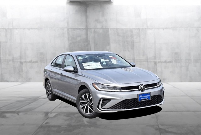 Volkswagen Jetta Vehicle Image 02