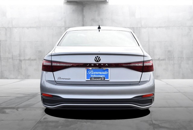 Volkswagen Jetta Vehicle Image 06