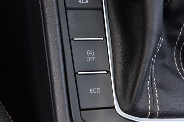Volkswagen Jetta Vehicle Image 15