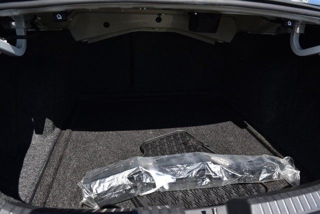 Volkswagen Jetta Vehicle Image 20