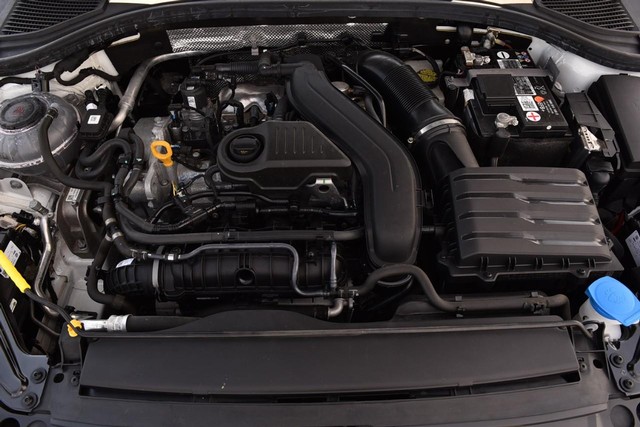 Volkswagen Jetta Vehicle Image 21