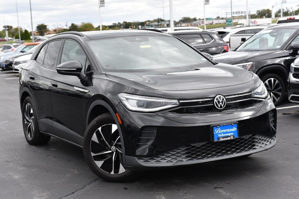 Volkswagen ID.4 Vehicle Full-screen Gallery Image 2