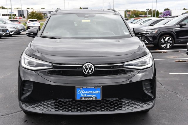Volkswagen ID.4 Vehicle Image 04