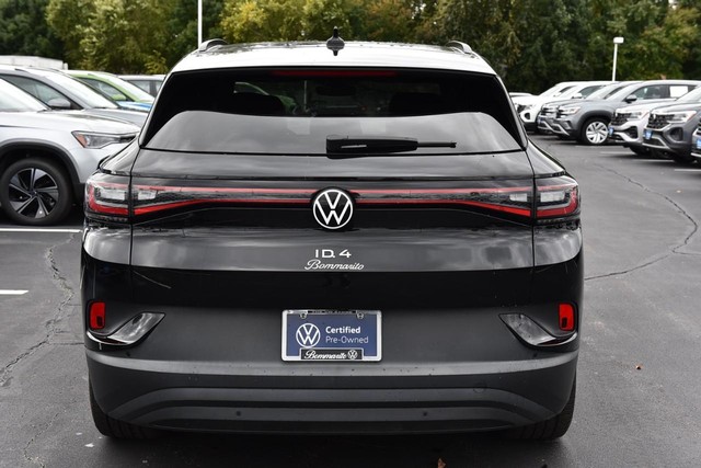 Volkswagen ID.4 Vehicle Image 06