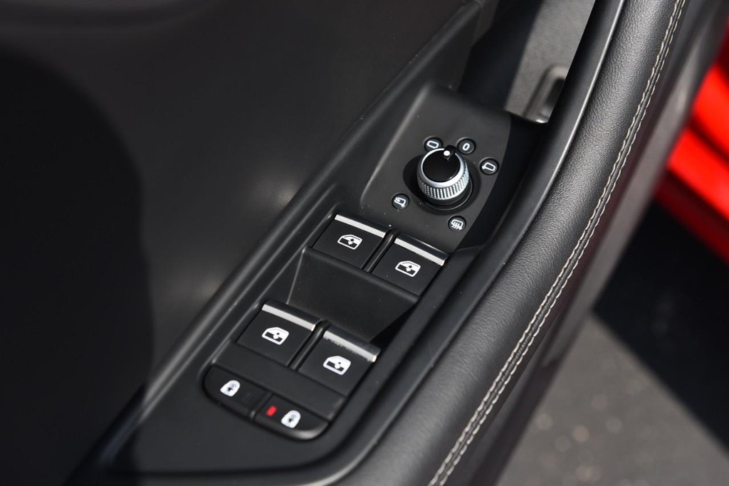 Audi A5 Sportback Vehicle Full-screen Gallery Image 8