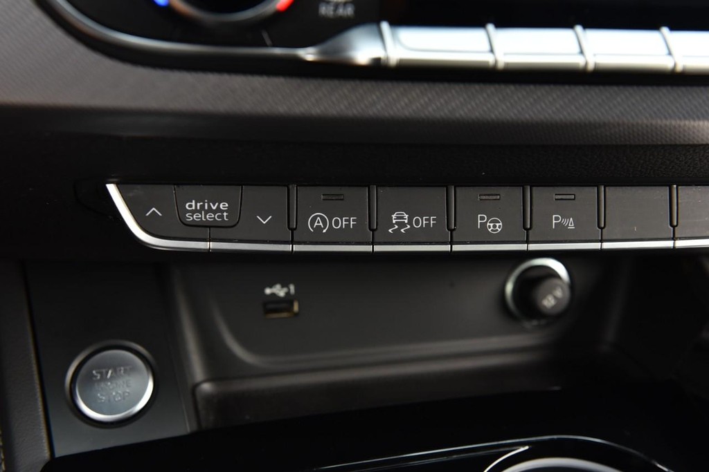 Audi A5 Sportback Vehicle Full-screen Gallery Image 18