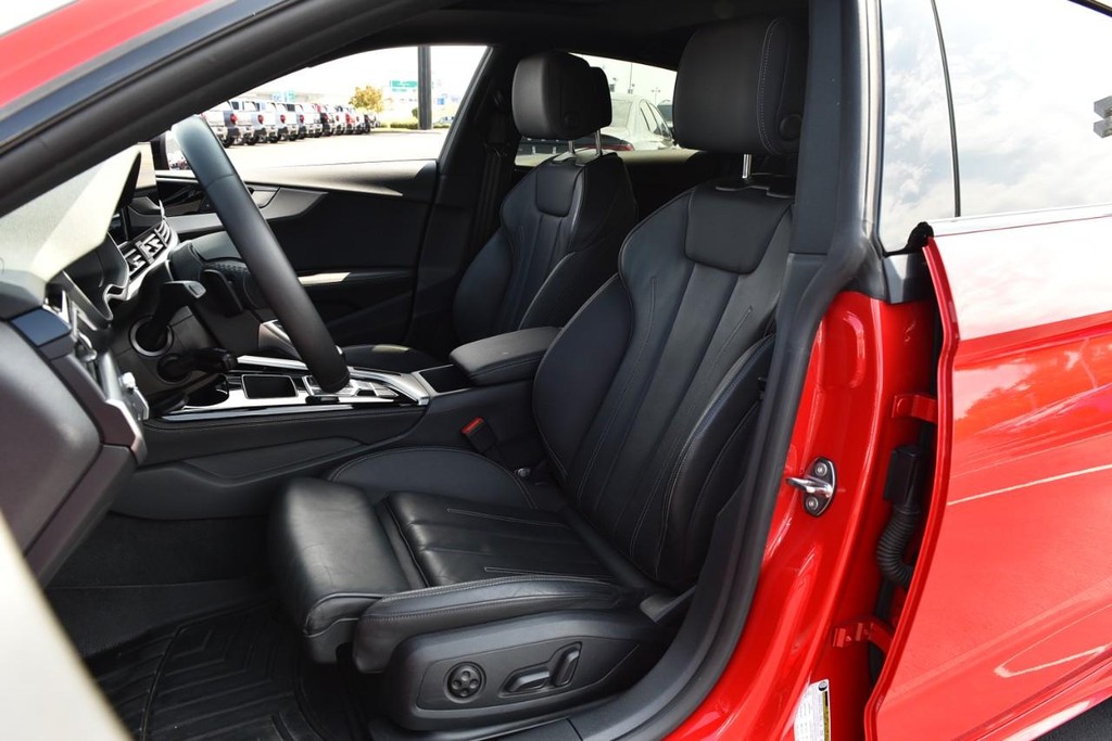 Audi A5 Sportback Vehicle Full-screen Gallery Image 22