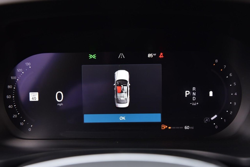 Volvo S60 Vehicle Full-screen Gallery Image 12