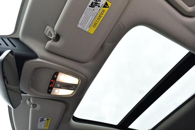 Volvo S60 Vehicle Image 21