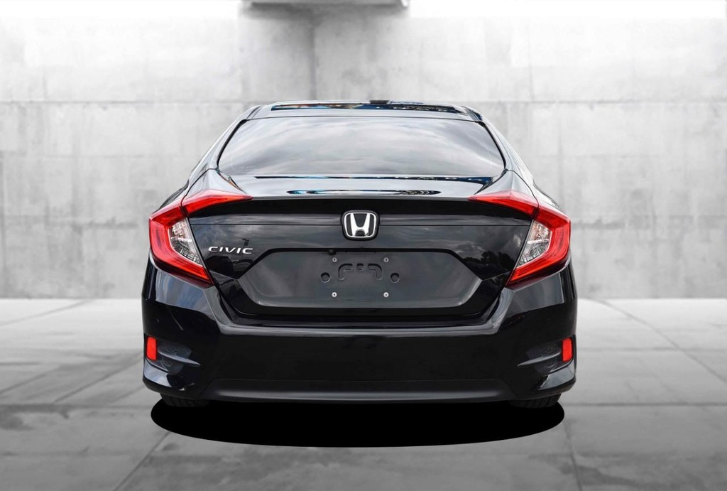 Honda Civic Sedan Vehicle Full-screen Gallery Image 06