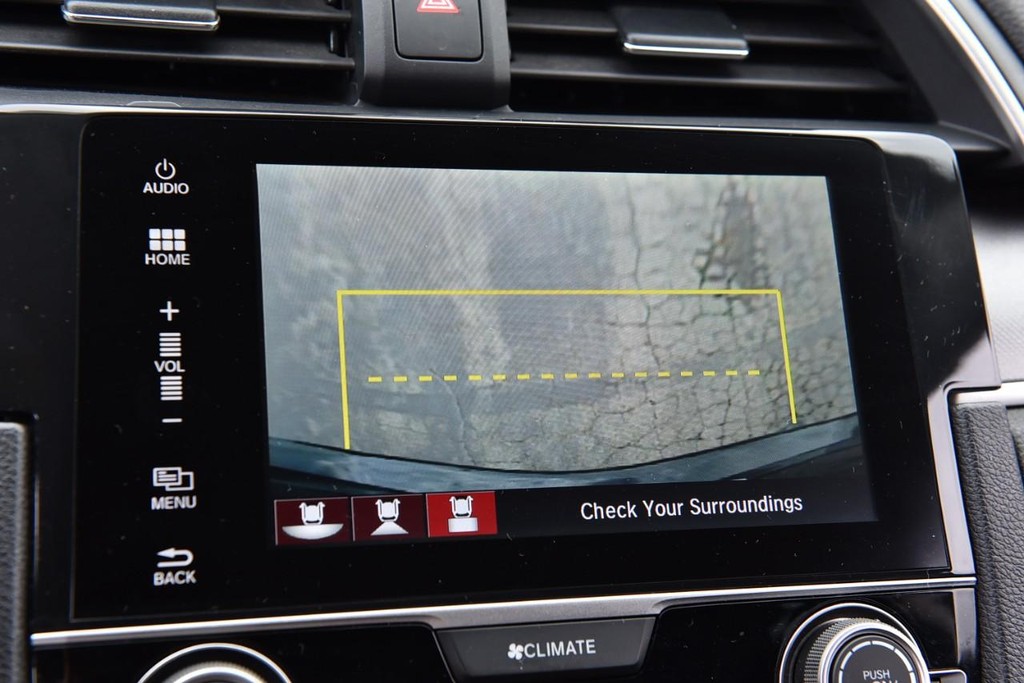 Honda Civic Sedan Vehicle Full-screen Gallery Image 13