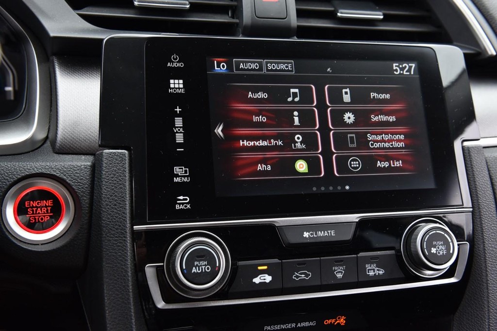 Honda Civic Sedan Vehicle Full-screen Gallery Image 14