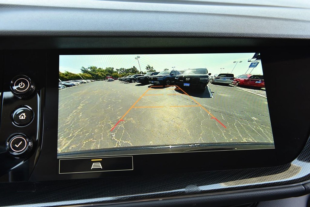 Buick Envision Vehicle Full-screen Gallery Image 14