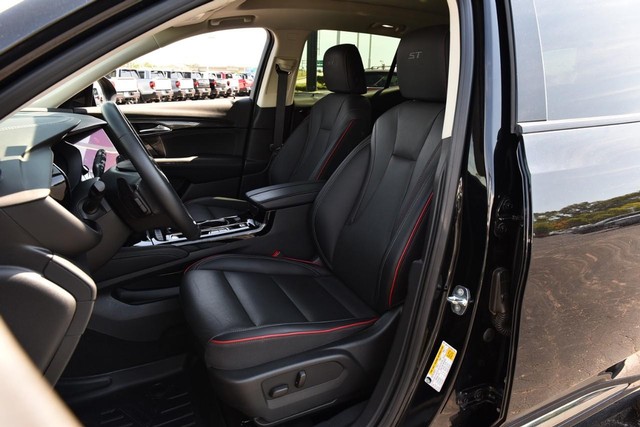 Buick Envision Vehicle Image 21