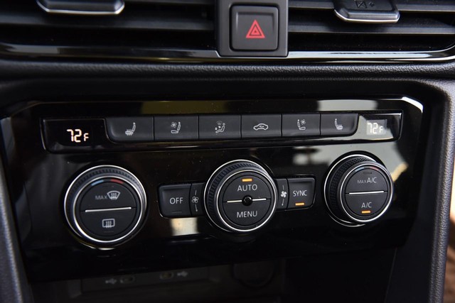 Volkswagen Taos Vehicle Image 15