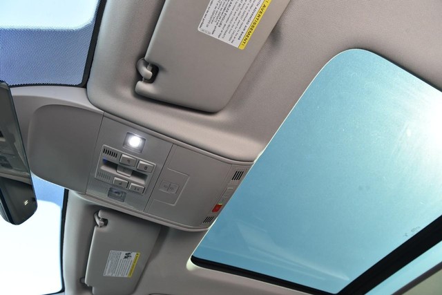 Volkswagen Taos Vehicle Image 22