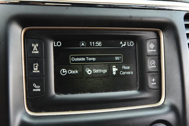 Jeep Grand Cherokee Vehicle Image 13