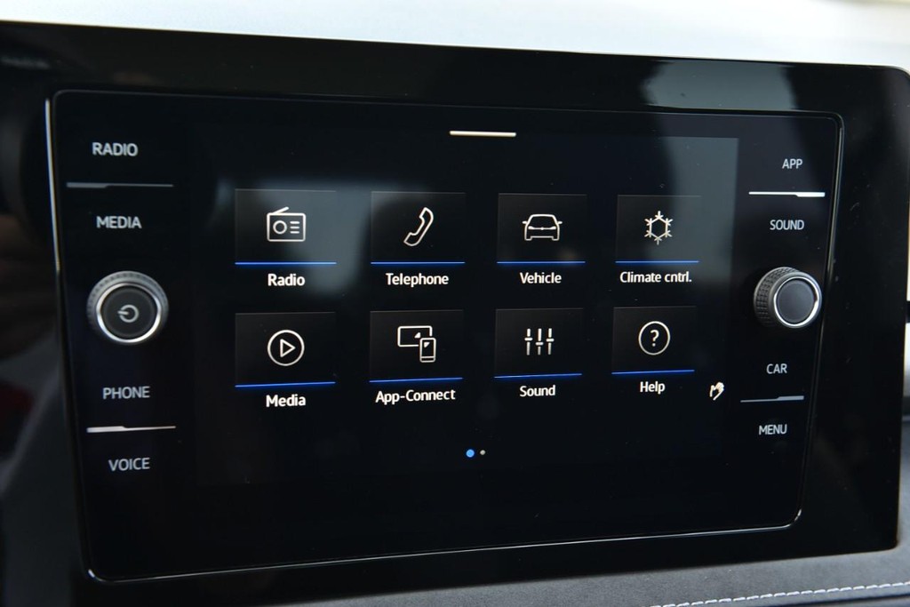 Volkswagen Taos Vehicle Full-screen Gallery Image 13