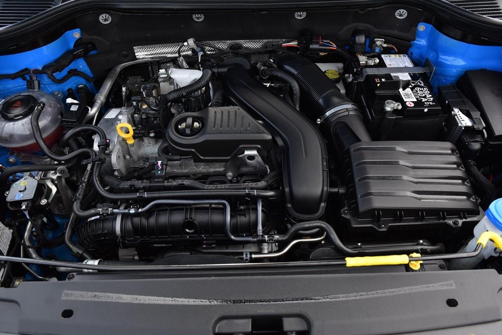 Volkswagen Taos Vehicle Full-screen Gallery Image 26