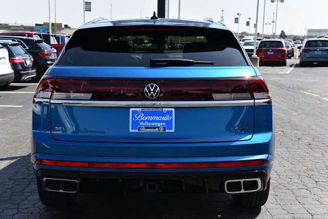Volkswagen Atlas Cross Sport Vehicle Image 06