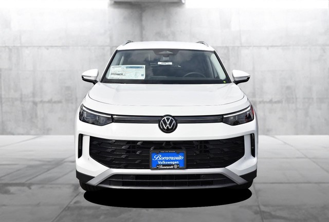 Volkswagen Tiguan Vehicle Image 04
