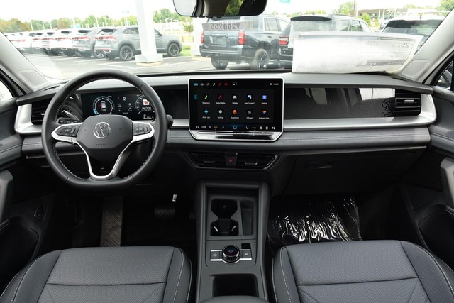 Volkswagen Tiguan Vehicle Image 07