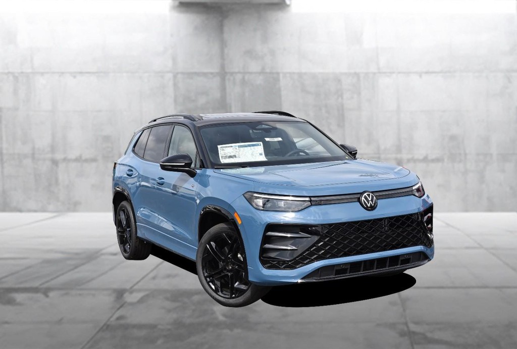 Volkswagen Tiguan Vehicle Full-screen Gallery Image 2