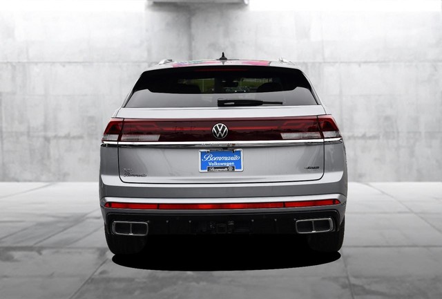 Volkswagen Atlas Cross Sport Vehicle Image 06