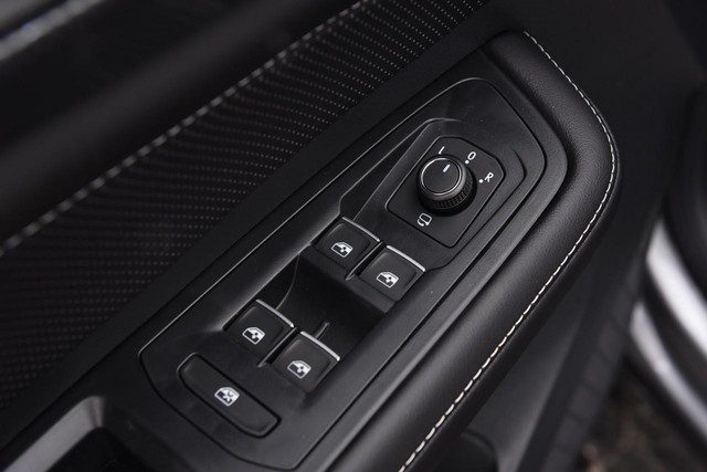 Volkswagen Atlas Cross Sport Vehicle Image 08