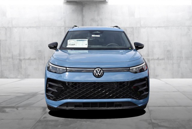 Volkswagen Tiguan Vehicle Image 04