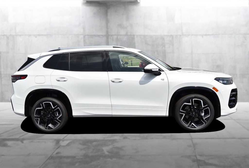 Volkswagen Tiguan Vehicle Full-screen Gallery Image 5