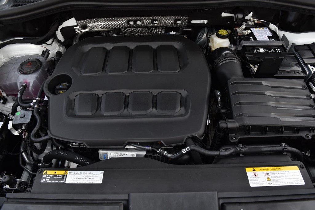 Volkswagen Tiguan Vehicle Full-screen Gallery Image 26
