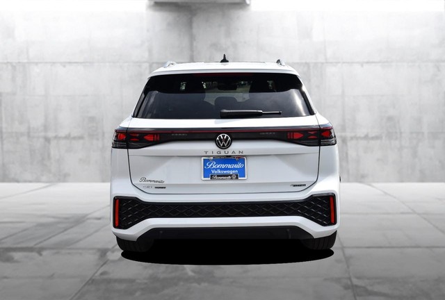 Volkswagen Tiguan Vehicle Image 06