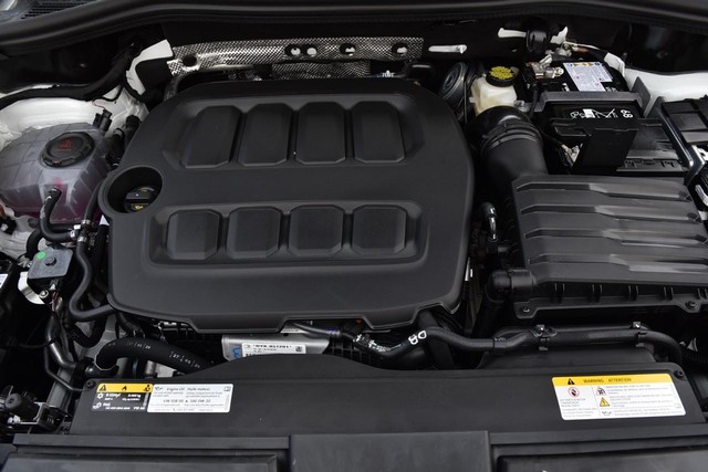 Volkswagen Tiguan Vehicle Image 26
