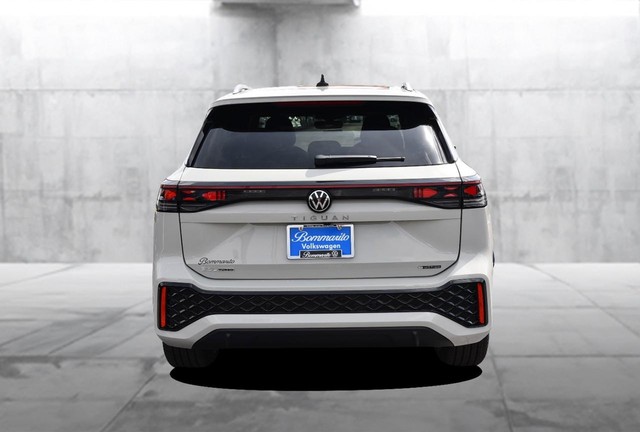Volkswagen Tiguan Vehicle Image 06