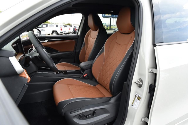 Volkswagen Tiguan Vehicle Image 18