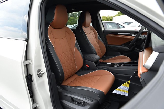 Volkswagen Tiguan Vehicle Image 19