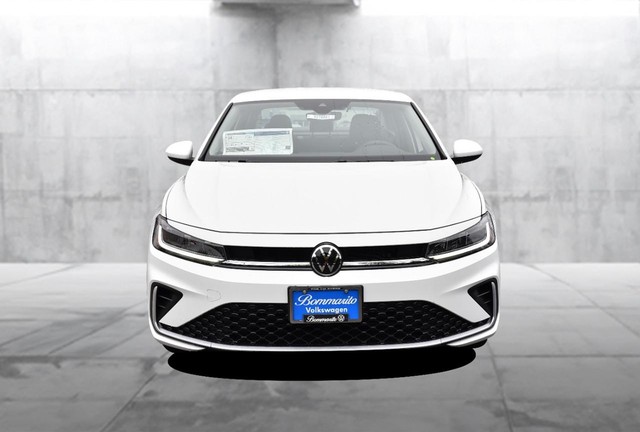 Volkswagen Jetta Vehicle Image 04