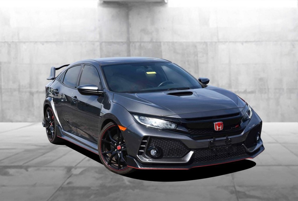 Honda Civic Type R Vehicle Full-screen Gallery Image 02