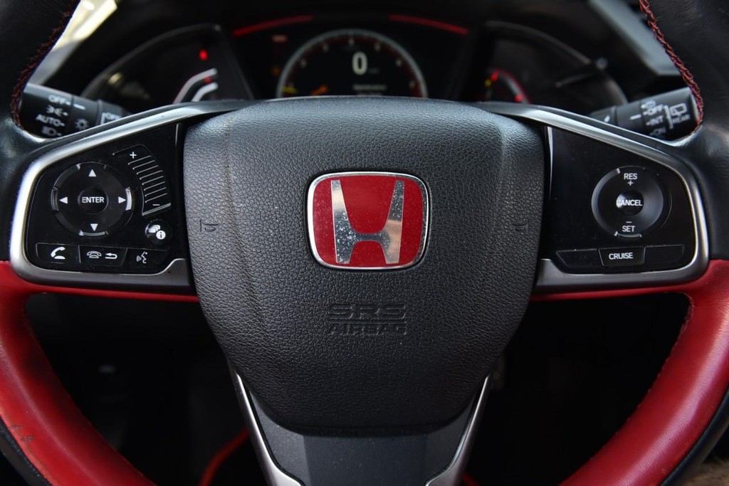 Honda Civic Type R Vehicle Full-screen Gallery Image 19