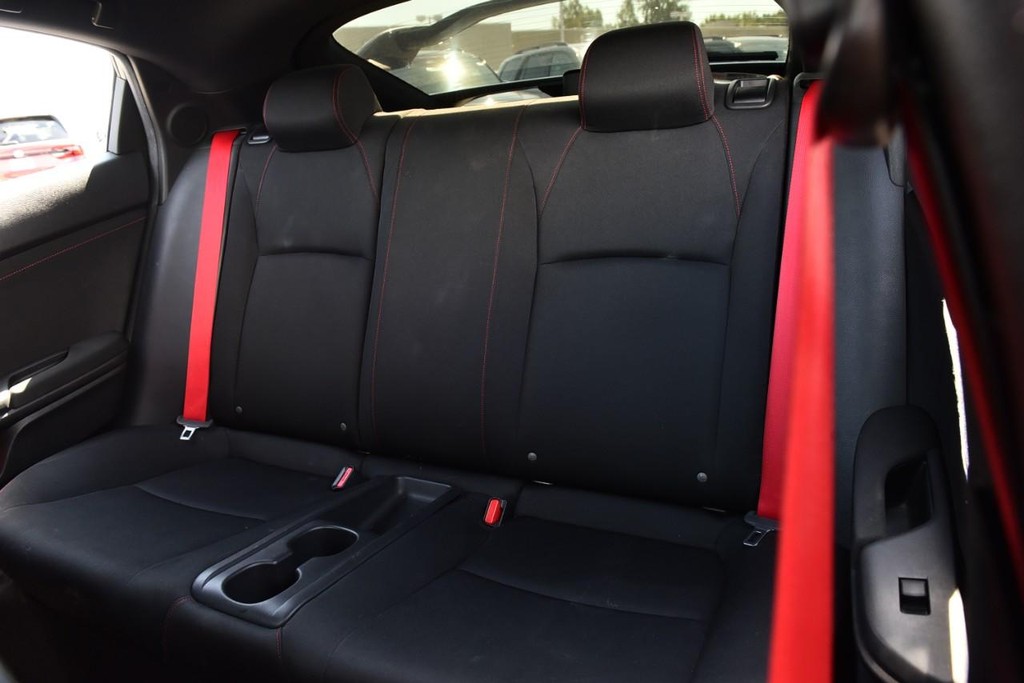 Honda Civic Type R Vehicle Full-screen Gallery Image 22