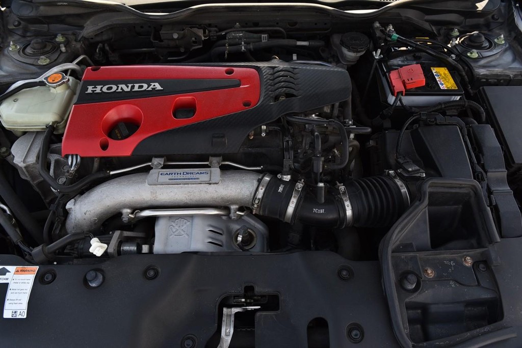 Honda Civic Type R Vehicle Full-screen Gallery Image 24